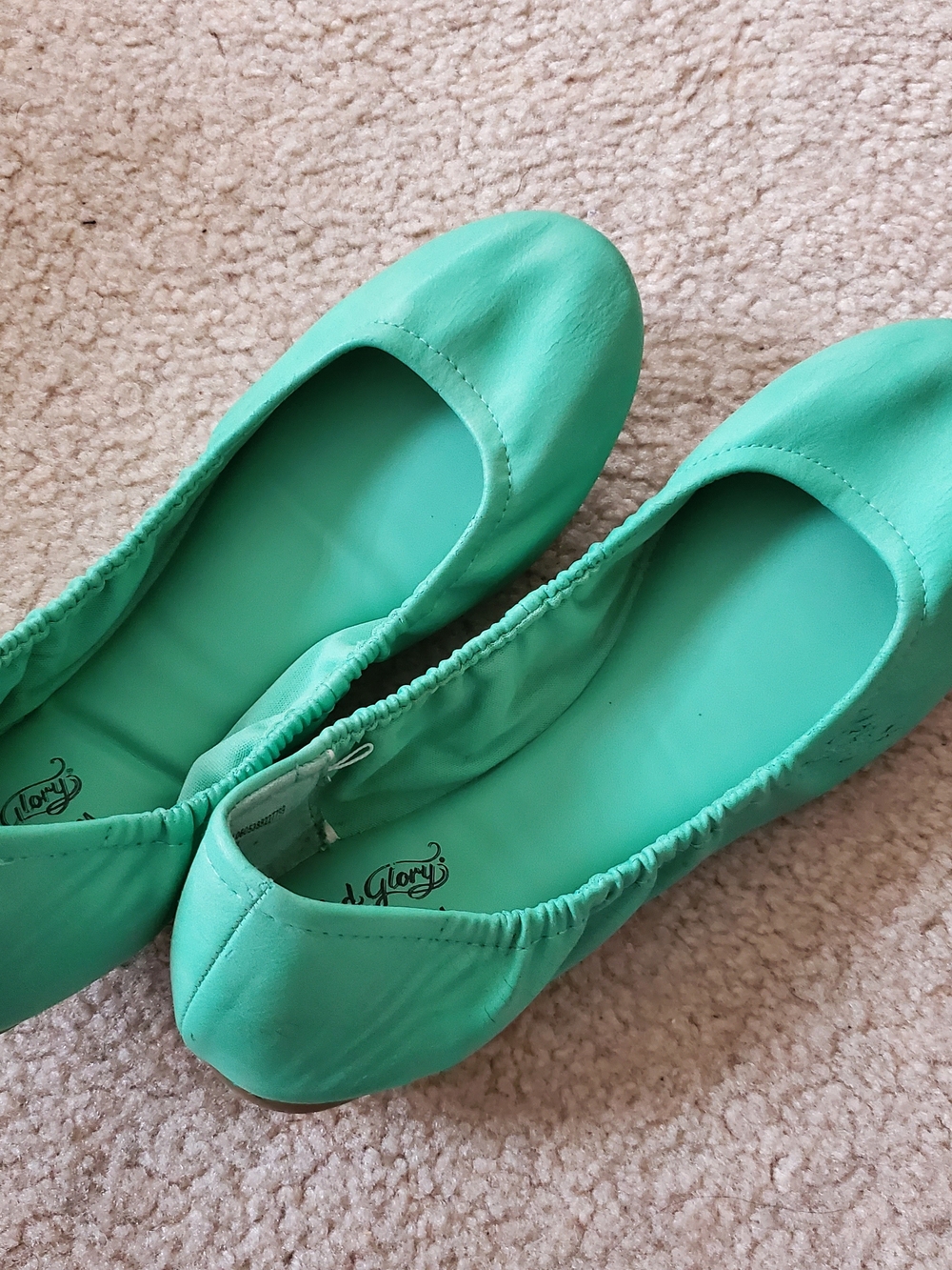 Women’s Mint Green Ballet Flats - Classic Slip-On Comfort sz 10M